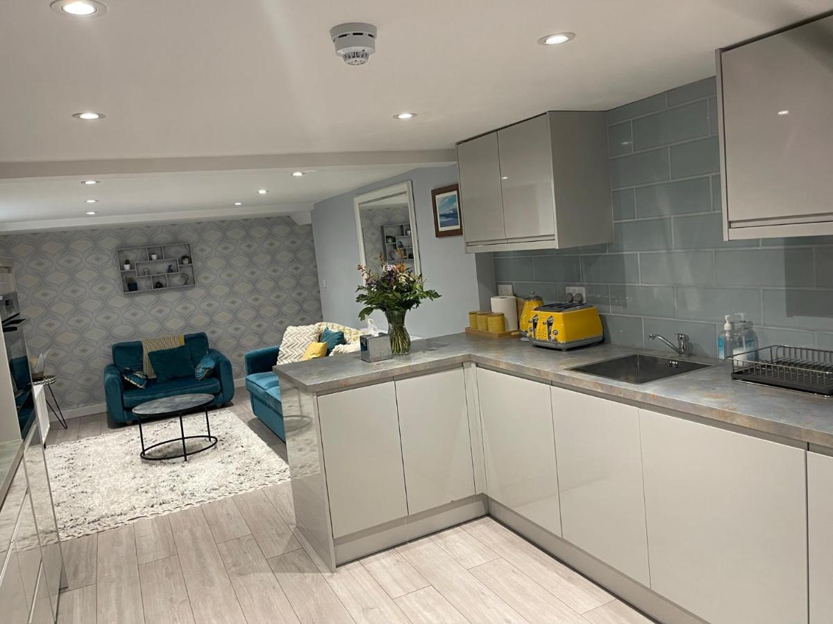 Entire 2 Bed Flat With Garden, Located Near Beach Lejlighed Brighton Eksteriør billede