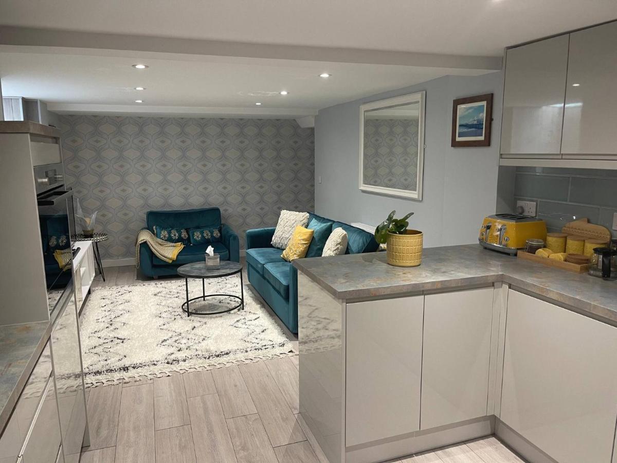 Entire 2 Bed Flat With Garden, Located Near Beach Lejlighed Brighton Eksteriør billede